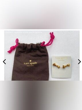 Vintage kate spade Gold Bow Earrings with Vintage kate spade dustbag.